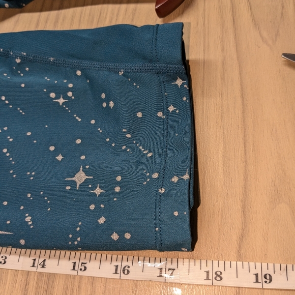 Nike Pro Womens XS BV5566-347 Starry Night Rare Cropped Top Shirt Turquoise A021 - Picture 9 of 11